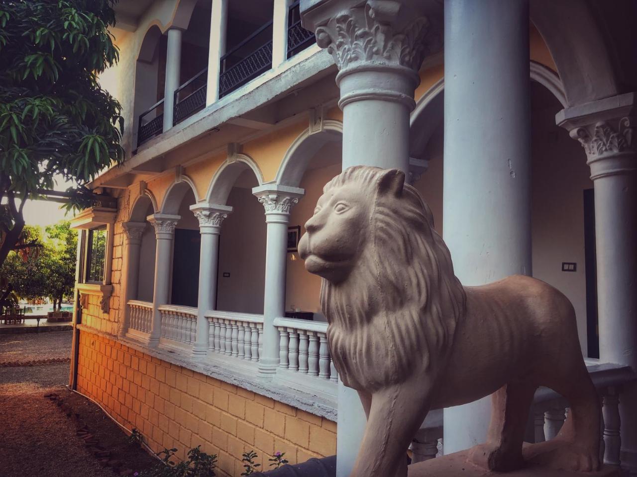 Gir Lions Paw Resort With Swimming Pool Sasan Gir Zewnętrze zdjęcie